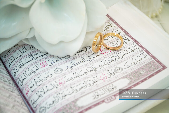 پیوند آسمانی ۳۲ زوج جوان در حرم شاهچراغ