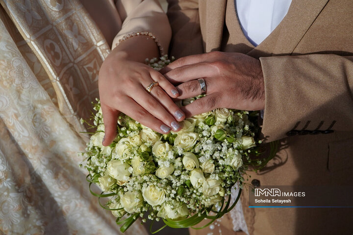 پیوند آسمانی ۳۲ زوج جوان در حرم شاهچراغ