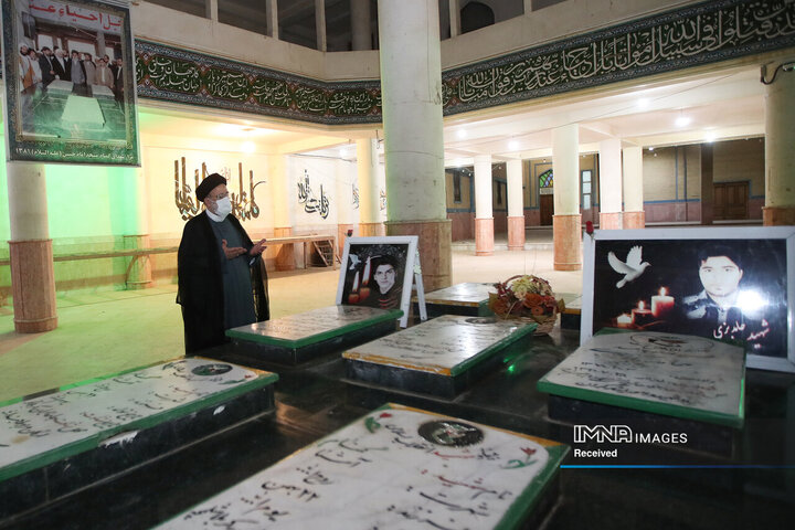 حضور رئیس جمهور در مسجدامام حسین (ع) چابهار