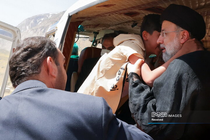 حضور در جمع عشایر منطقه بازفت