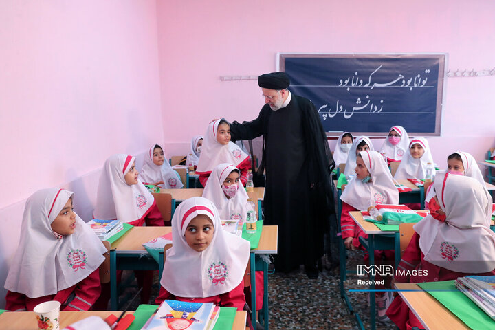 حضور در مراسم بازگشایی مدارس