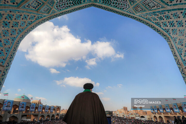 سخنرانی در اجتماع باشکوه مردم یزد