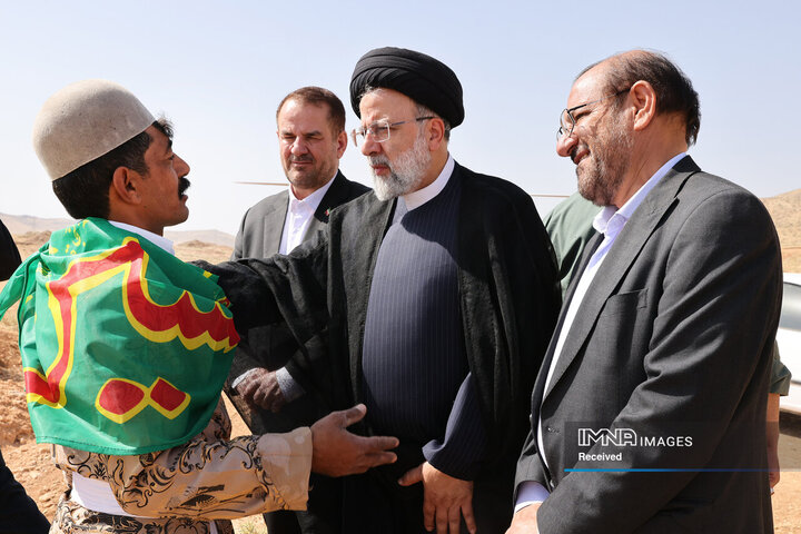 حضور در جمع عشایر استان کهکیلویه و بویراحمد در دشت سقاوه