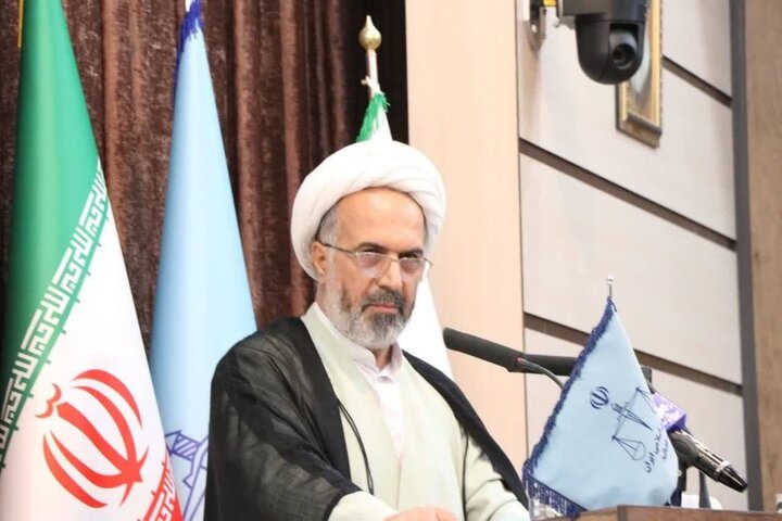 توقیف اموال ۵۲ نفر از خائنان به کشور در زنجان