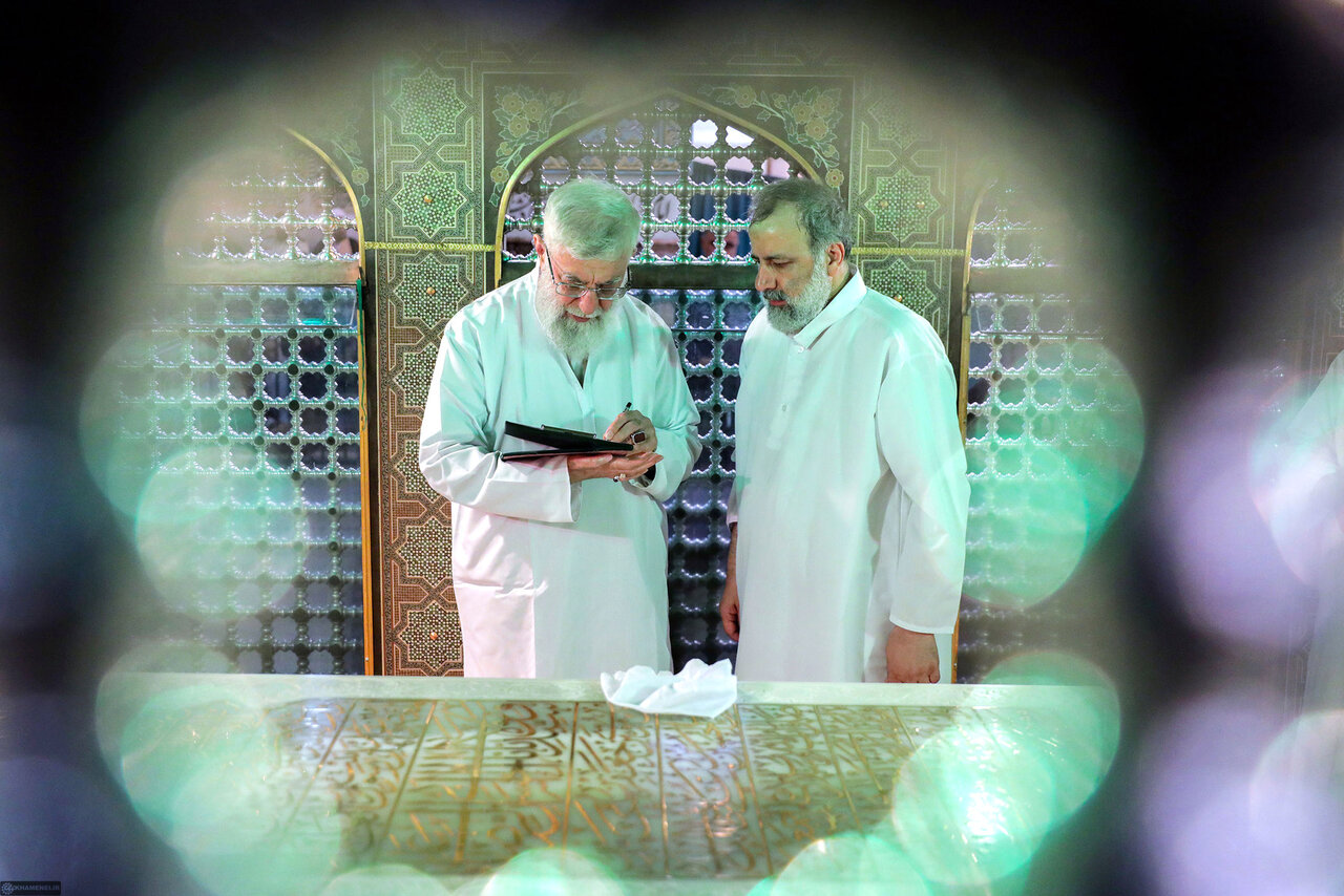 رئیسجمهور شهید در قاب کلمات رهبر شهید