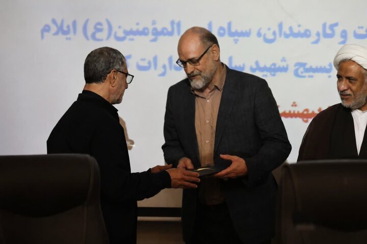 دشمن با تحریم اقتصادی به‌دنبال ایجاد نارضایتی عمومی است