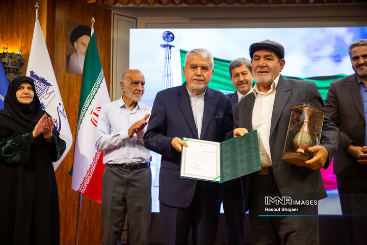 همایش بزرگداشت هفته میراث فرهنگی