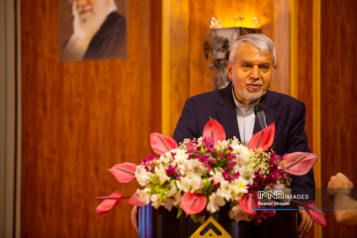 اصفهان نماد صنایع‌دستی ایران و یکی از مهم‌ترین ظرفیت‌های فرهنگی جهان است