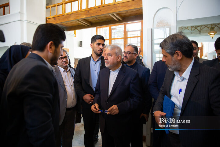 سفر وزیر میراث فرهنگی به اصفهان