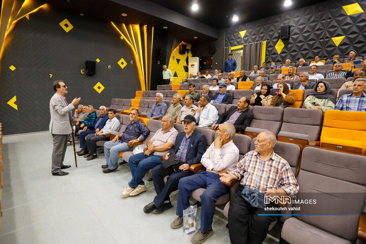 تور گردشگری بازنشستگان شهرداری اصفهان