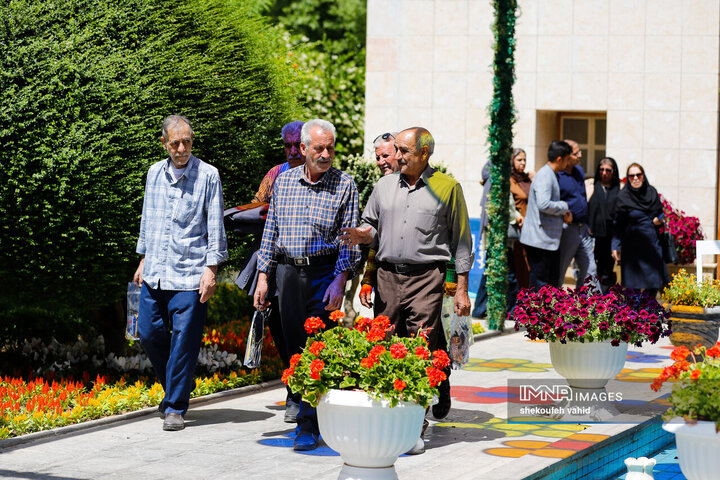 تور گردشگری بازنشستگان شهرداری اصفهان