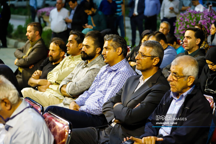 آیین بهره برداری از باغ بزرگ تندرستی در محور شرقی اصفهان