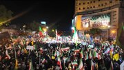 میزبانی کرمانشاهی‌ها از حاج صادق آهنگران در شب‌های مقاومت