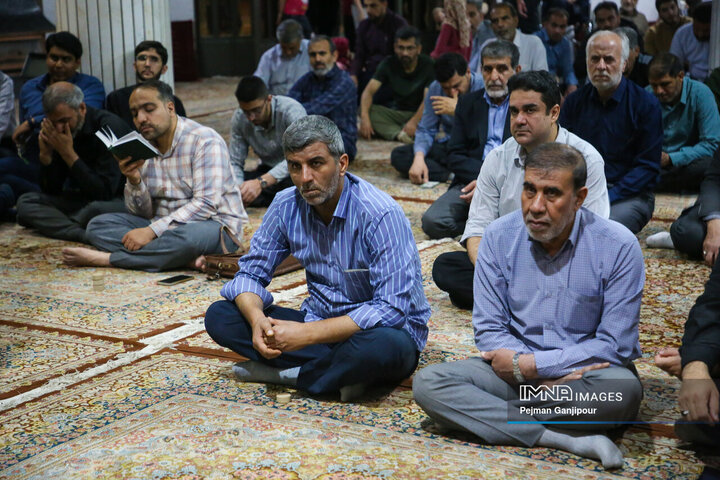 حضور معاون اجرایی دولت شهید رئیسی در هشتادودومین شب حضور مردم اصفهان در خیابان