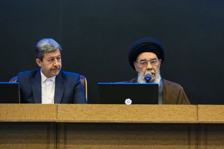 جهاد تنها حضور در جبهه نیست/ تحول روحی نسل جدید، دستاورد ایستادگی ملت ایران است