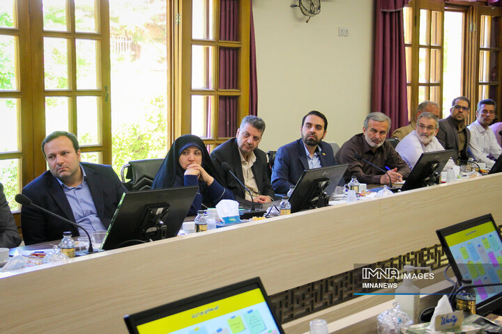 مجمع مدیران ارشد استان اصفهان
