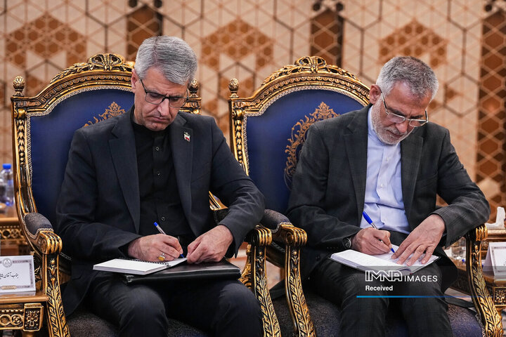 دیدار فرمانده ارتش پاکستان با رئیس مجلس شورای اسلامی