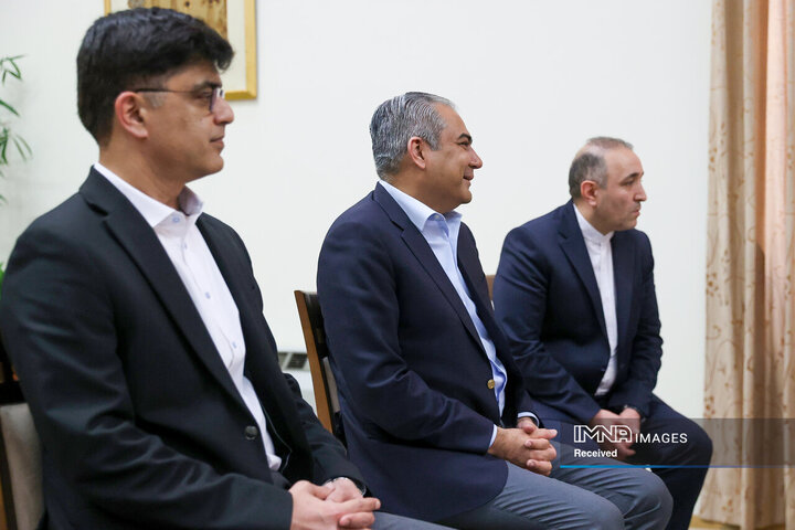 دیدار فرمانده ارتش پاکستان با رئیس‌جمهور