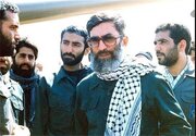 لحظاتی از حضور رهبر شهید انقلاب در کنار شهید جهان‌آرا