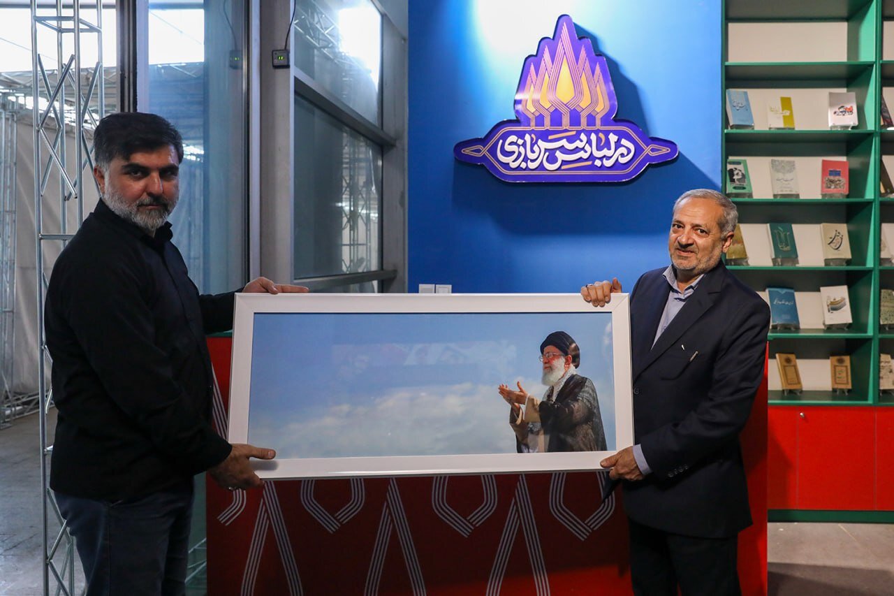 تدوین کتب درسی سال ۱۴۰۶ با رویکرد شناخت رهبر شهید انقلاب