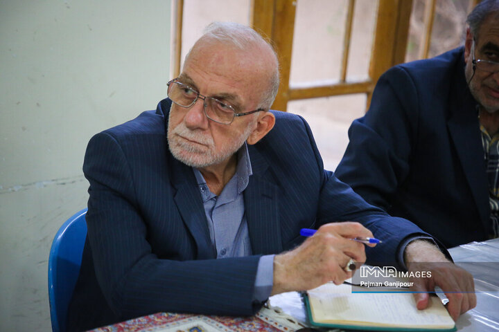 شست بررسی ابعاد شخصیت شهید دکتر علی لاریجانی
