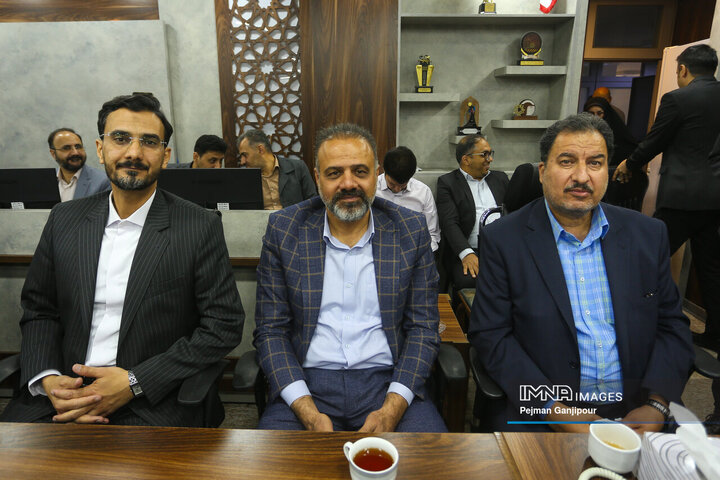 تکریم و معارفه سرپرست امور اجرایی ترافیک و سرپرست سازمان مدیریت حمل‌و‌نقل بار شهرداری اصفهان