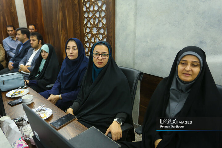 تکریم و معارفه سرپرست امور اجرایی ترافیک و سرپرست سازمان مدیریت حمل‌و‌نقل بار شهرداری اصفهان