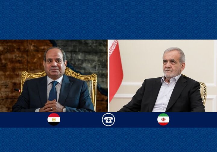 تاکید روسای جمهور ایران و مصر بر آغاز فصل نوین روابط منطقه‌ای