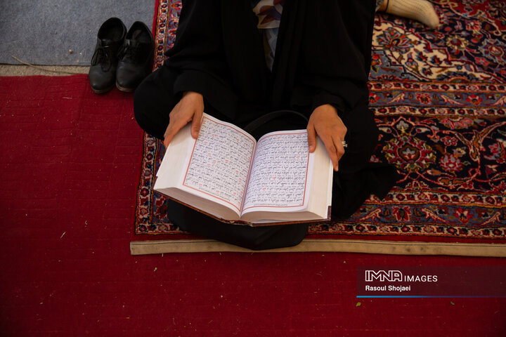 دعای عرفه در ناژوان