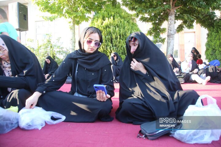دعای عرفه در دانشگاه پیام نور بجنورد