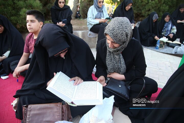 دعای عرفه در دانشگاه پیام نور بجنورد