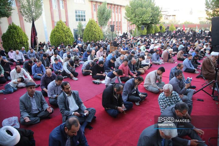 دعای عرفه در دانشگاه پیام نور بجنورد