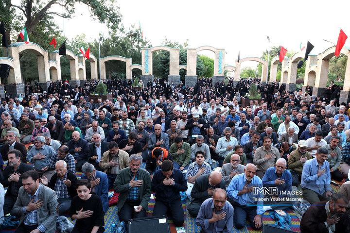مراسم پرفیض دعای عرفه در همدان