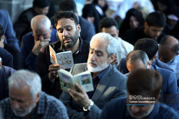 مراسم پرفیض دعای عرفه در همدان
