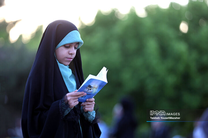 مراسم پرفیض دعای عرفه در همدان
