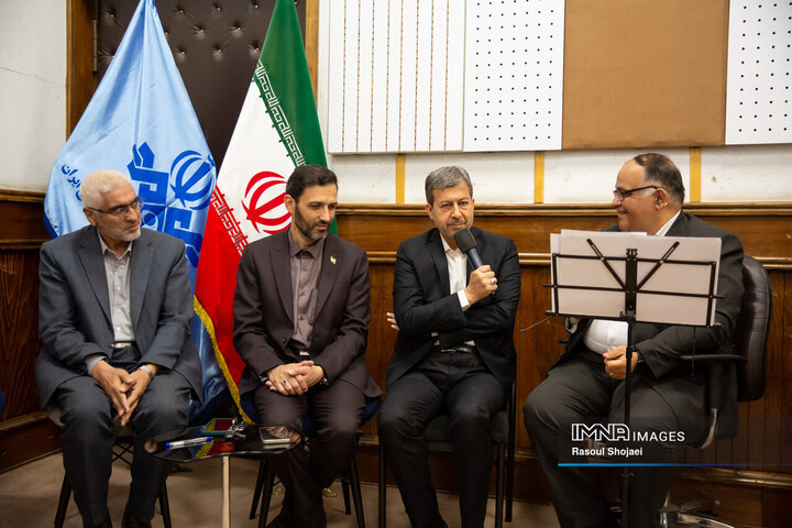 ویژه برنامه رادیویی «پیوند»