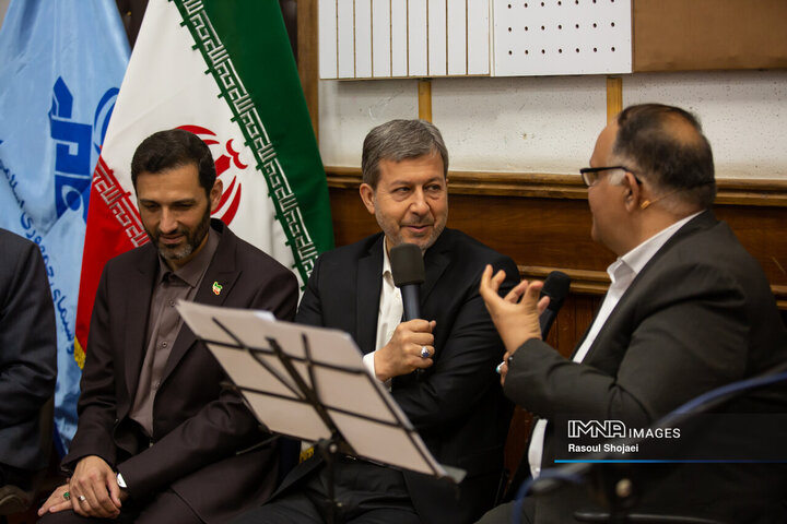 ویژه برنامه رادیویی «پیوند»