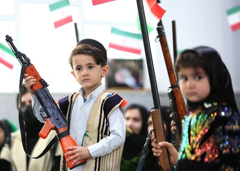 مرزبانان بی‌نشان؛ حکایت آنان که وطن را بر دوش می‌کشند