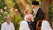 حضور گسترده مردم در مراسم یادبود شهدای خانواده امام شهید