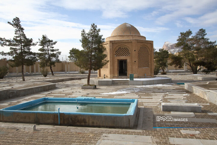 ۱۰ خرداد، سالروز ثبت ۱۵ تکیه تاریخی تخت‌فولاد در فهرست آثار ملی/ از لسان‌الارض تا خوانساری