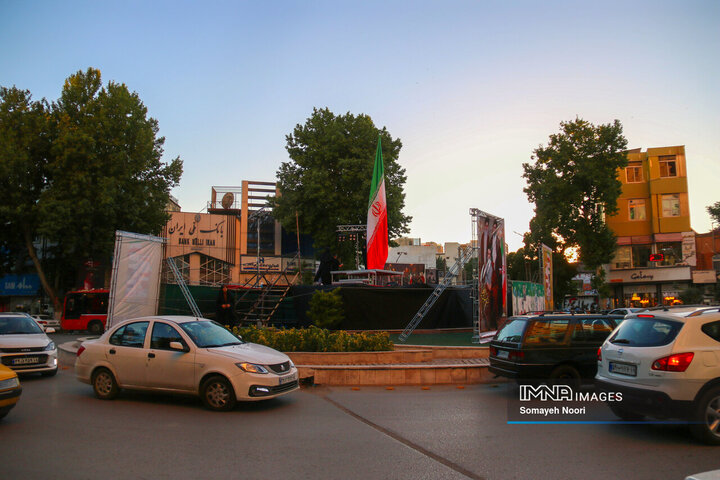 سمفونی افتخار؛ رقص پرچم در دستان کرمانشاهیان