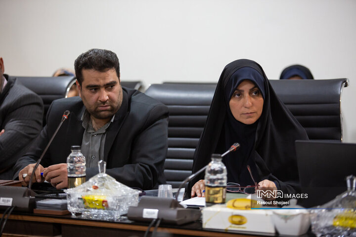 جلسه ستاد عالی مدیریت محله محور اصفهان
