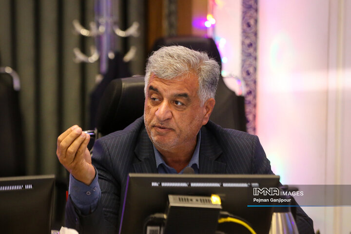 احمد شریعتی، عضو هیئت‌رئیسه شورای شهر
