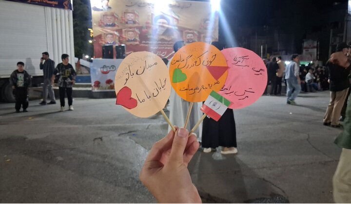 سفیران کوچک شادی؛ روایت حضور کودکان ایلامی در شب‌های اقتدار