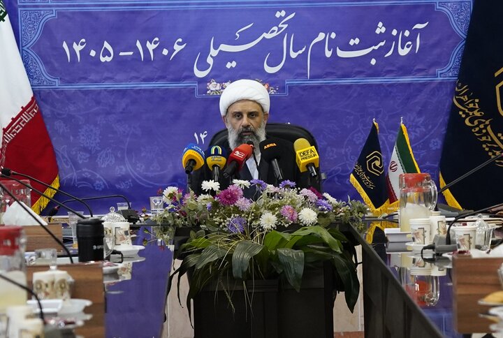 آغاز ثبتنام حوزههای علمیه خواهران با شعار «عهد علمی» با رهبر شهید انقلاب