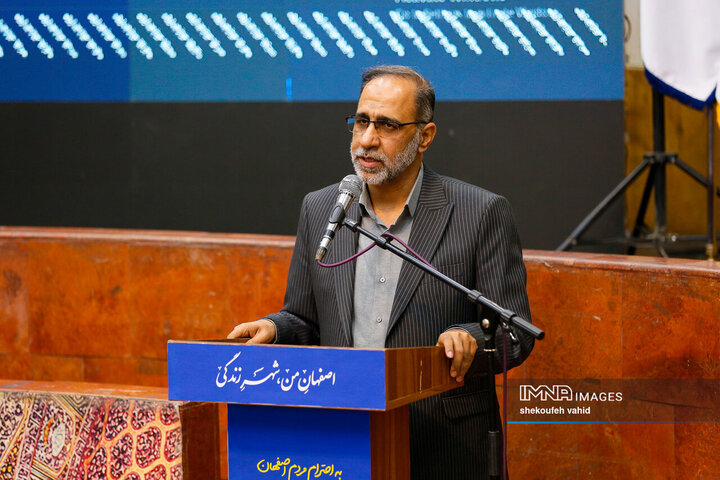 تأمین ۴۰ درصد برق شهرداری اصفهان از انرژی خورشید تا پایان سال ۱۴۰۵