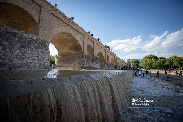 زاینده‌رود تا چه زمانی جاری است؟
