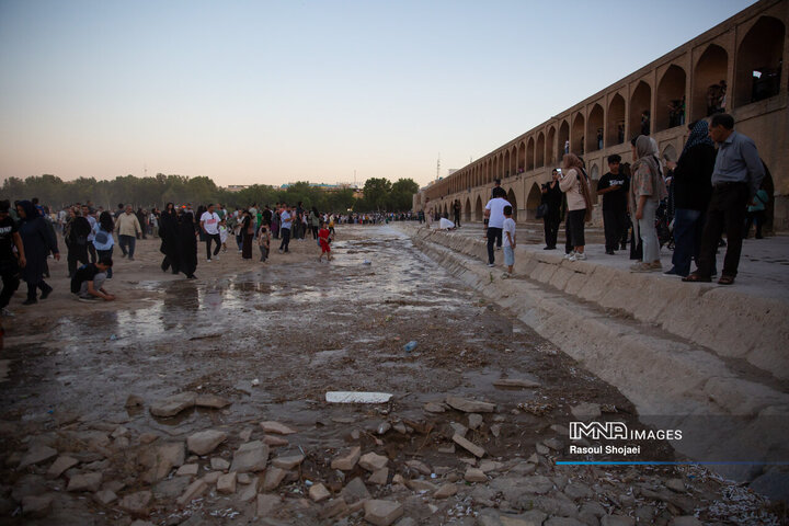 بازگشایی موقت زاینده رود