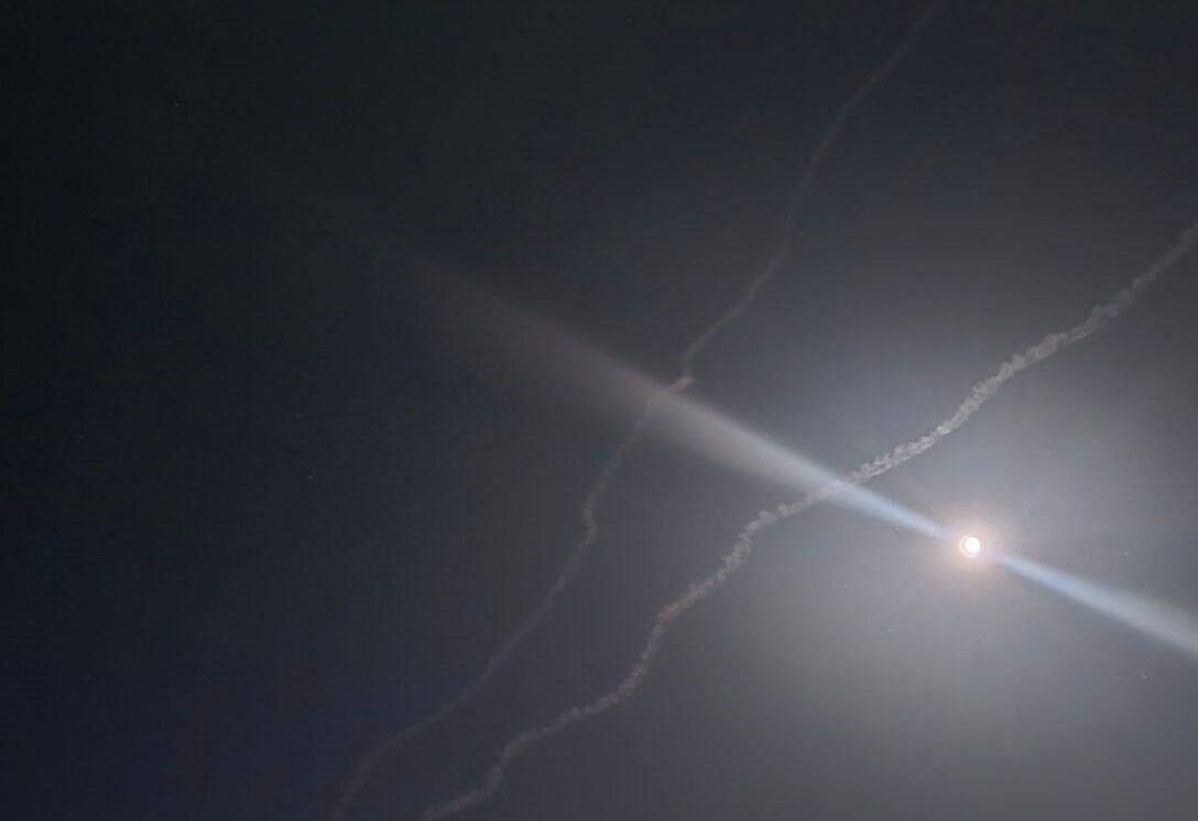 IRGC Aerospace Force Strikes US Navy 5th Fleet Headquarters in Retaliation for US Attacks