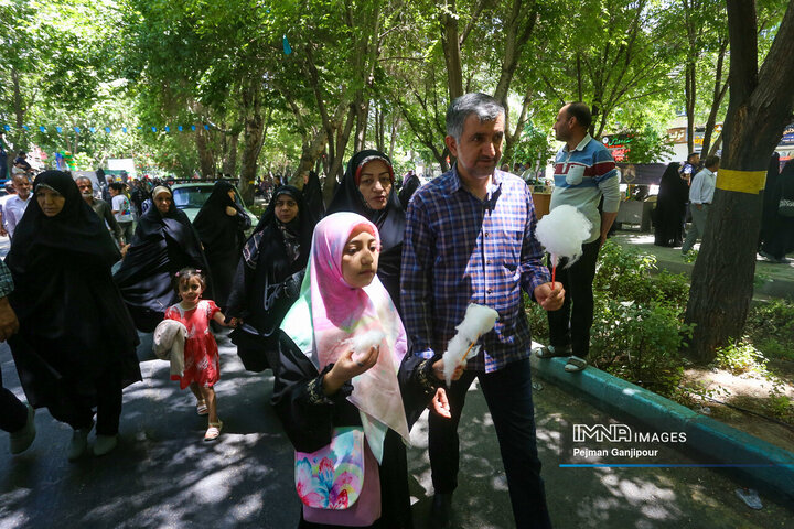 مهمانی کیلومتری عید غدیر - اصفهان